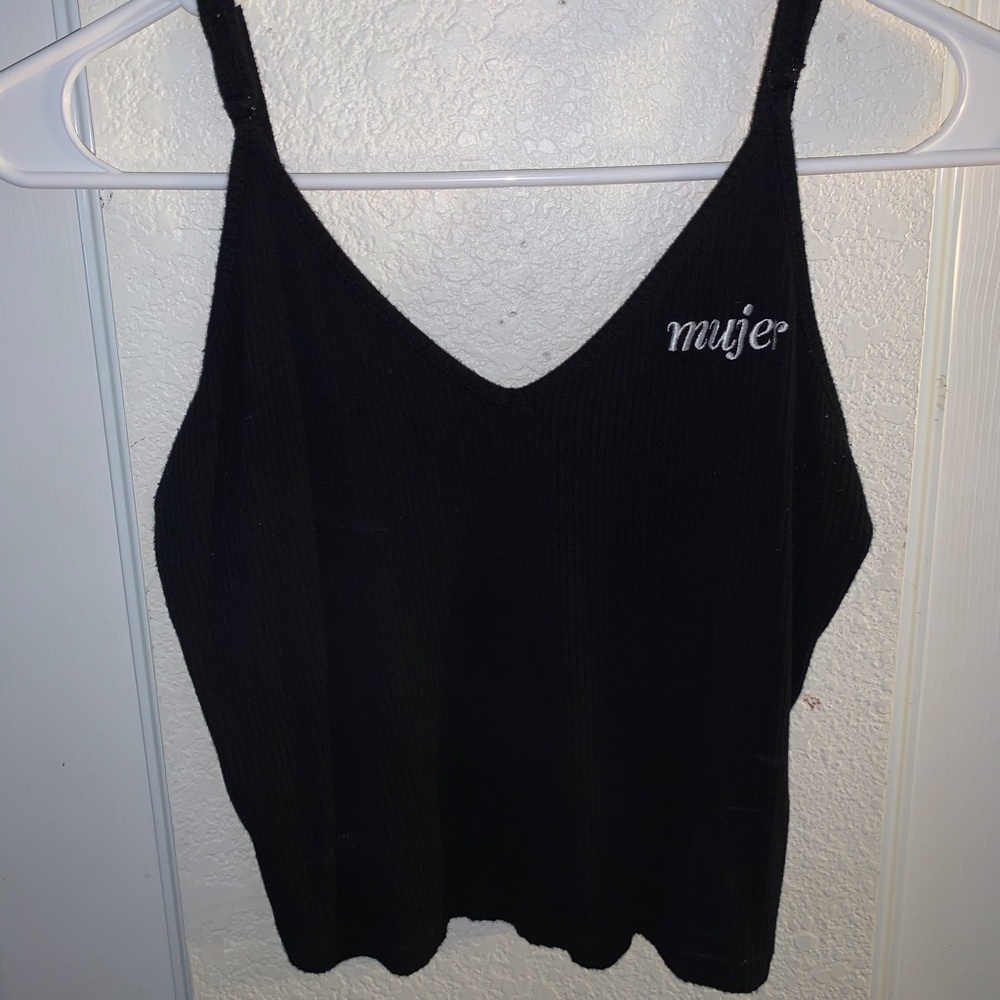 Black and white “mujer” strap crop top forever 21
